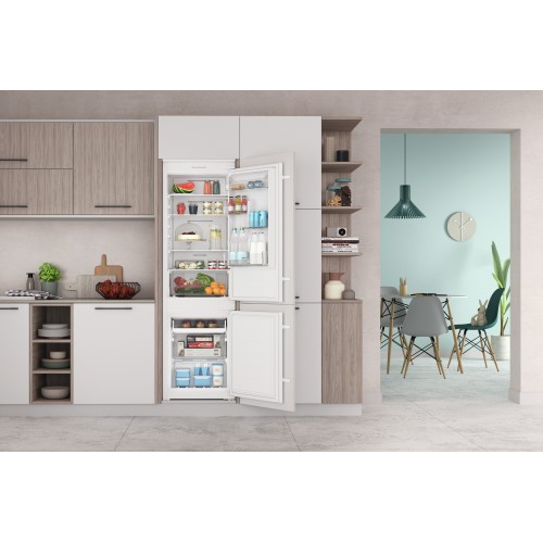Ignis IGC18 T112 Integrado 250 L Blanco